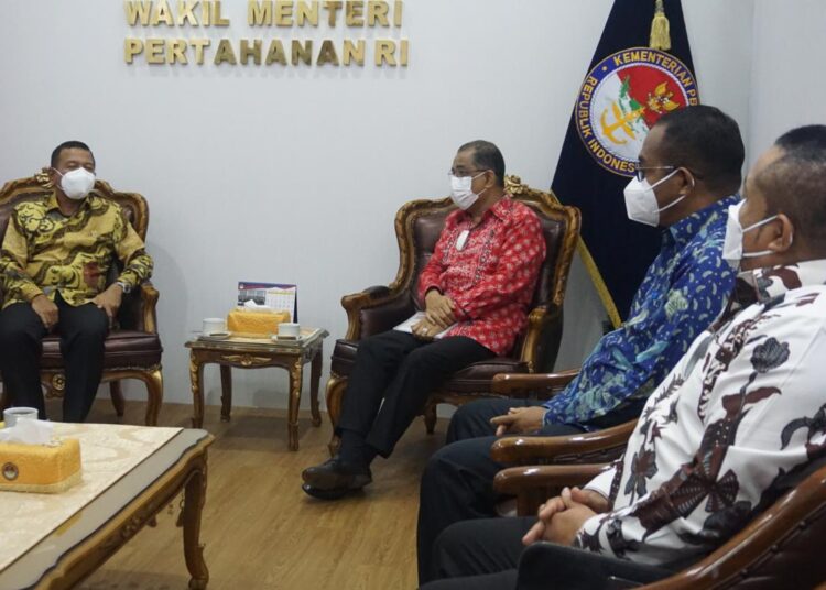 Walikota Ambon, Richard Louhenapessy audiens dengan Wamenhan di Kantor Kemenhan RI Jakarta, Jumat (19/2/2021)
