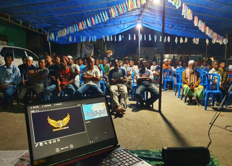 Pertemuan warga dengan PT Tasageoby di Sawai, Kecamatan Seram Utara, Kabupaten Maluku Tengah, Selasa (26/10/2021). (Foto: Istimewa)