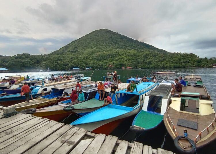 Pulau Gunung Api Banda Naira, Kecamatan Banda Kabupaten Maluku Tengah, Maluku. FOTO : Hamdi Jempot