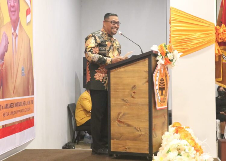 Gubernur Maluku Murad Ismail, saat memberikan sambutan pada pelantikan Pengurus DPD Ormas MKGR Provinsi Maluku 2021-2026 di The City Hotel, Kota Ambon, Minggu (20/2/2022). (Foto: Istimewa)
