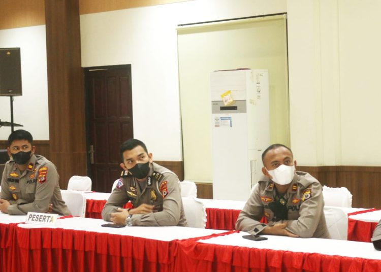 Tiga anggota Polda Maluku ini dinyatakan lulus seleksi pusat STIK-PTIK Angkatan 80. (Foto: Humas Polda Maluku)