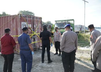 Kontainer yang Diduga Berisi B3 akan Dibuka Ahli dari Lingkungan Hidup