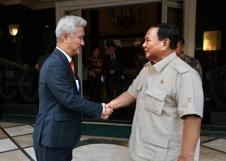 Menteri Pertahanan Prabowo Subianto menerima kunjungan kehormatan (courtesy call) Menteri DAPA Korea Selatan Eom Donghwan di Kementerian Pertahanan, Jakarta, Jumat (6/10/2023). FOTO : HUMAS KEMENHAN