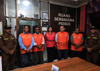 5 Komisioner KPU Aru Ditahan Jaksa di Ambon