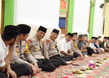 Kapolda Buka Puasa Bersama Jamaah Masjid An-Nur Batu Merah
