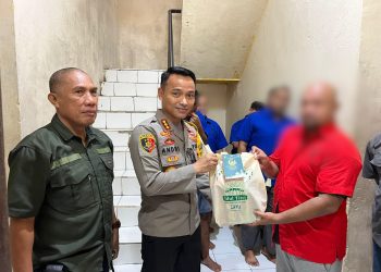 22 Tahanan Polda Maluku Terima Bingkisan Lebaran Idul Fitri