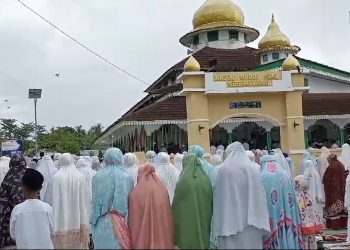 Warga Negeri Wakal Gelar Shalat Idul Fitri 1445 H