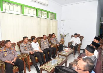 Tingkatkan Kerjasama Kapolda Kunjungi Sejumlah Tokoh Agama Maluku