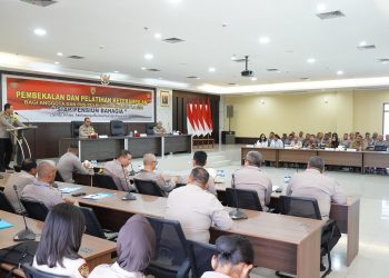 Wakapolda Maluku Ajak Anggota dan PNS Polri Siapkan Diri Jelang Purna Tugas