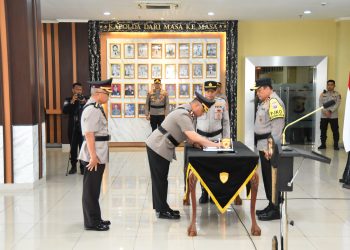 Karo Ops dan Direktur Pamobvit Polda Maluku Diganti