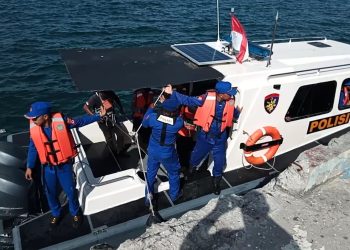 Lompat ke Laut Satu Penumpang Kapal Cantika Lestari Tujuan Namlea Hilang