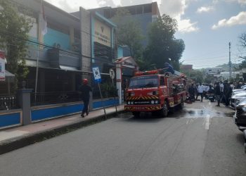 SMP Negeri 4 Ambon Terbakar