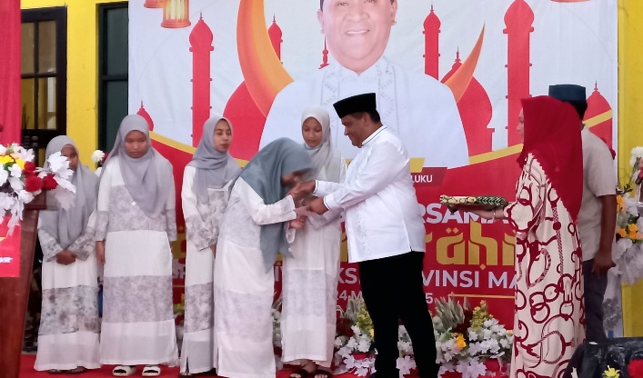 Depidar Soksi Maluku Buka Puasa Bersama dan Santuni Anak Yatim