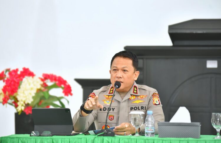 Berikan Kuliah Umum di UKIM, Kapolda Maluku Paparkan Peran Gen Z dalam Menjaga Kamtibmas