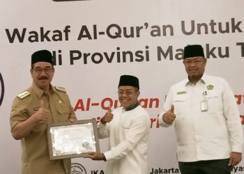 IKA DBC Plus Jakarta dan Yayasan Indah Wakaf Puluhan Ribu Al-Qur’an di Maluku