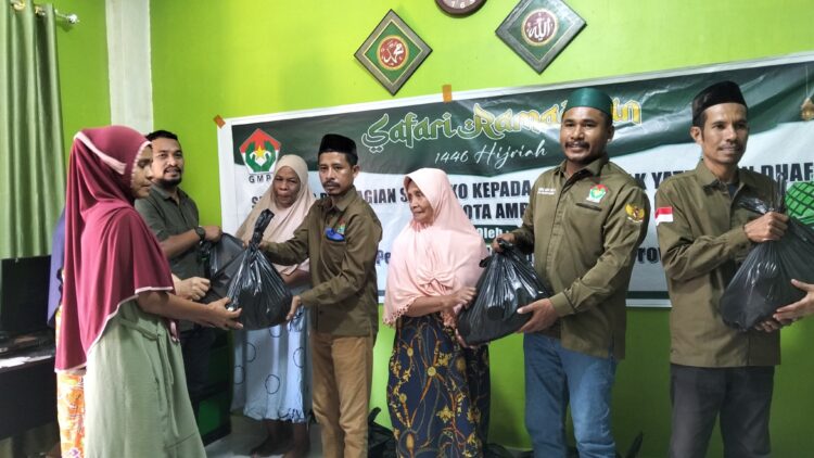GMPI dan RAA Connection Santuni Anak Yatim, Janda dan Kaum Dhuafa di Ambon