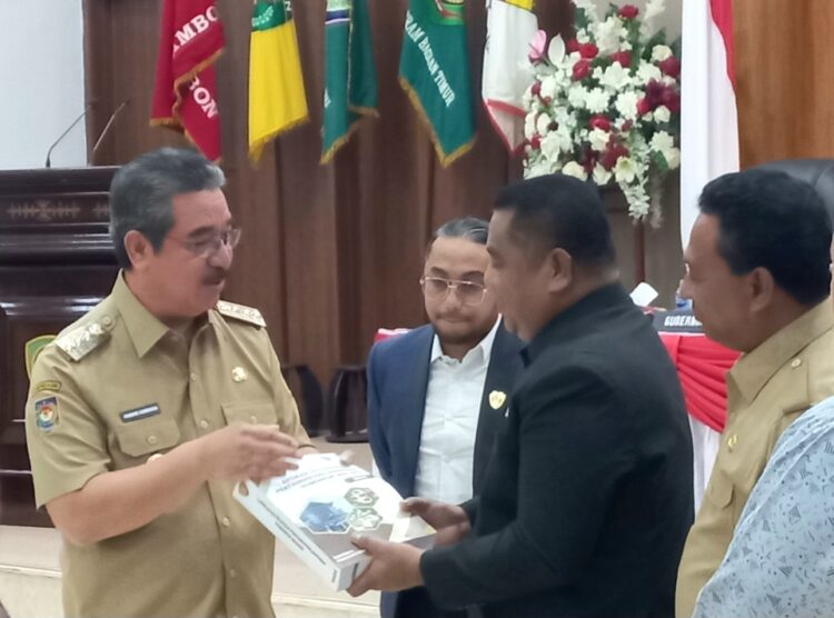 Rapat Paripurna Penyampaian LKPJ APBD 2024, Ketua DPRD Maluku: LKPJ Harus Transparan