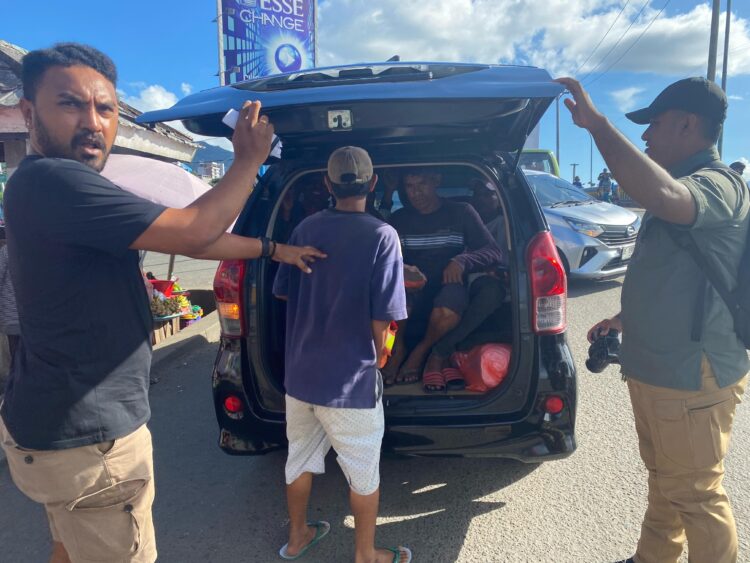 Polisi Amankan Lima Pelaku Pungli di Pasar Mardika