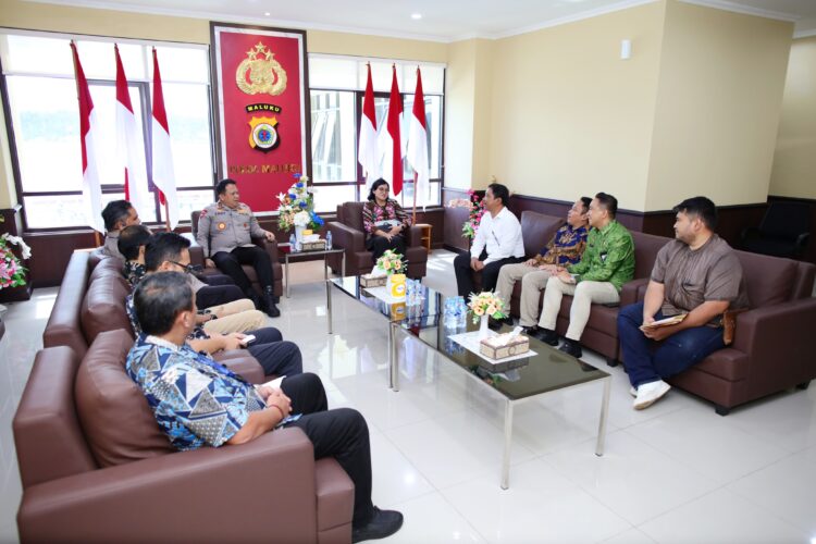 Kapolda Maluku Terima Kunjungan Kepala BRI Ambon yang Baru