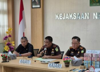 Korupsi di PT. Dok Wayame, Jaksa Sita Uang Tunai Rp1 M, Mobil Mewah, hingga Puluhan Tas Branded