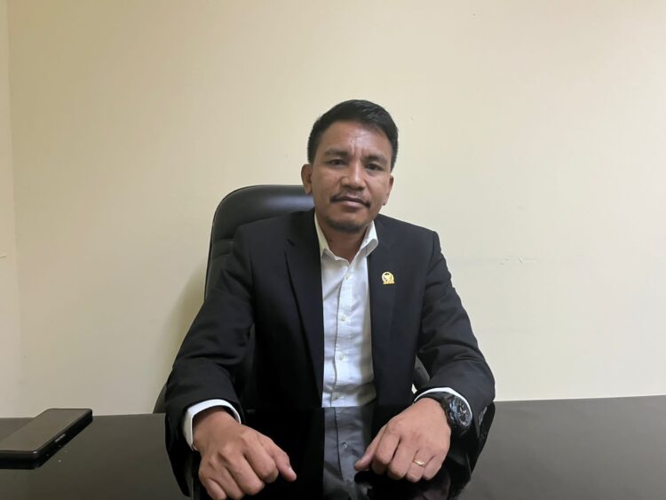 Dewan Dorong Pembangunan Pabrik Pengolahan Batu Marmer di Maluku