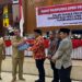 Ketua DPRD Maluku Terima Dokumen APBD-P 2025 dari Gubernur