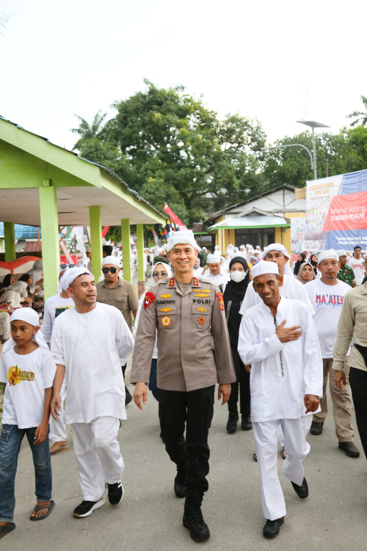 Pagelaran Ma’atenu Pakapita, Kapolda Maluku Tegaskan Komitmen Polri Jaga Budaya Nusantara