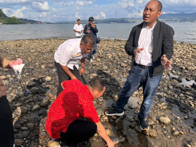 DPRD Maluku Soroti Tumpahan Oli di Teluk Ambon