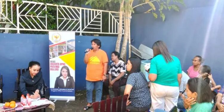 Masalah Air Bersih dan Bencana di Gunung Nona Jadi Sorotan Rimaniar