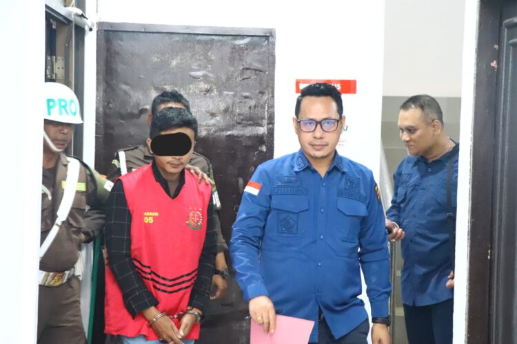 Belum Setahun Menjabat Bendahara Kejari SBT Diduga Korupsi Hampir Rp1 M