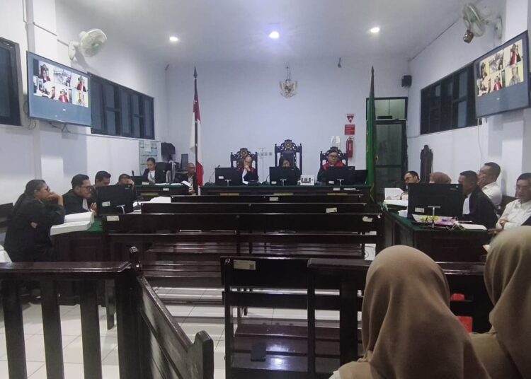 Mantan Sekda KKT Bersaksi Anggaran Penyertaan Modal Atas Perintah Bupati