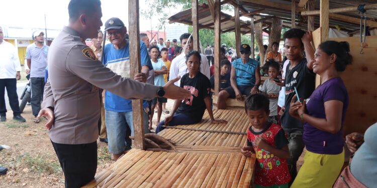 Bentrok Warga di Tiakur Berakhir Damai, Kapolres: Utamakan Penyelesaian secara Kekeluargaan