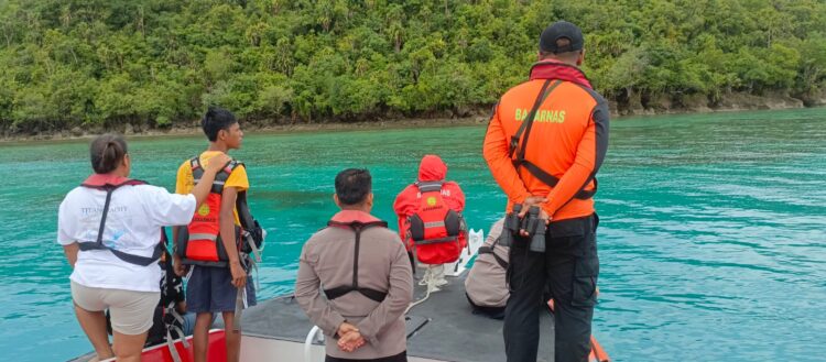 Diduga Jatuh di Laut Nelayan Haria Belum Ditemukan